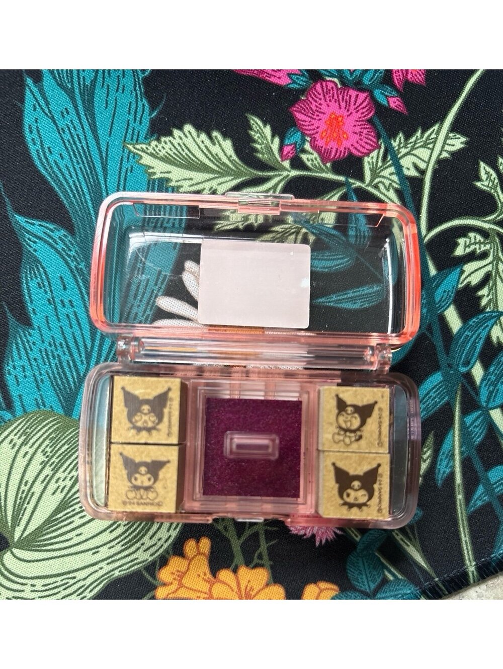 Hello Kitty Mini Stamp set - Picture 2 of 3